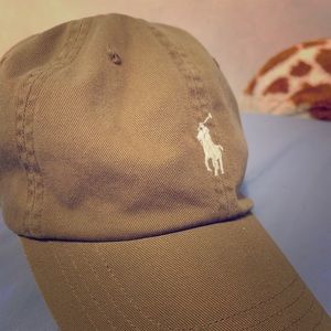 Dark khaki polo hat